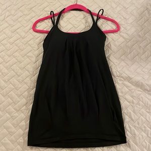 Lululemon top 6